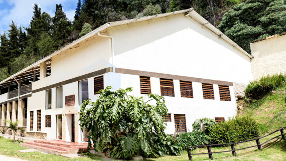 Baños terapéuticos Origen de la hidroterapia